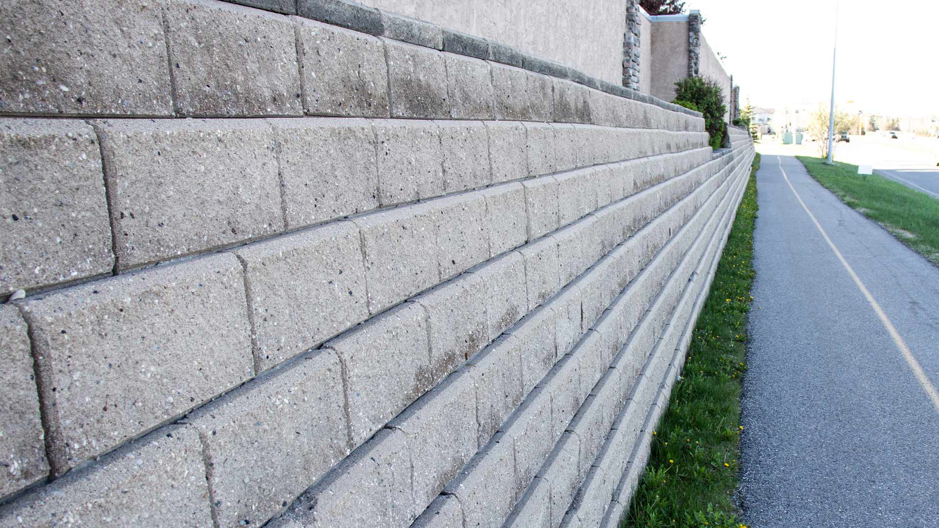 A tall retaining wall built for commercial property in Charlotte, NC.
